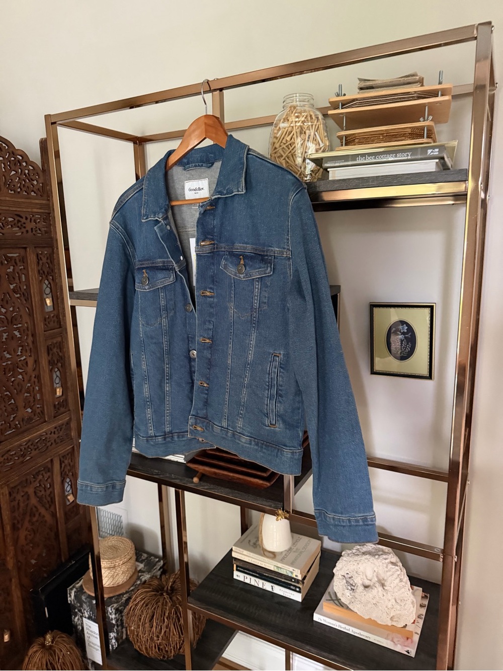 BRAND NEW Classic Trucker Medium Blue Denim Jacket